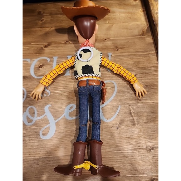 Disney Toy Story Woody Doll, Talks.‎ In PERFECT condition! - Picture 6 of 8